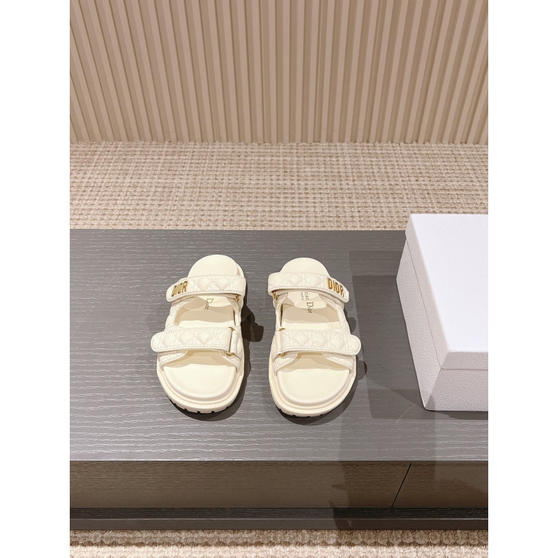 ch**an D*or sandals